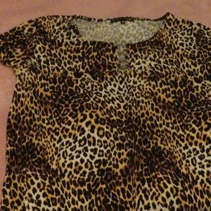 Leopard top